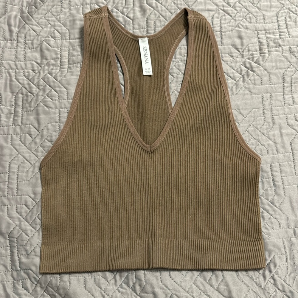 Crop top